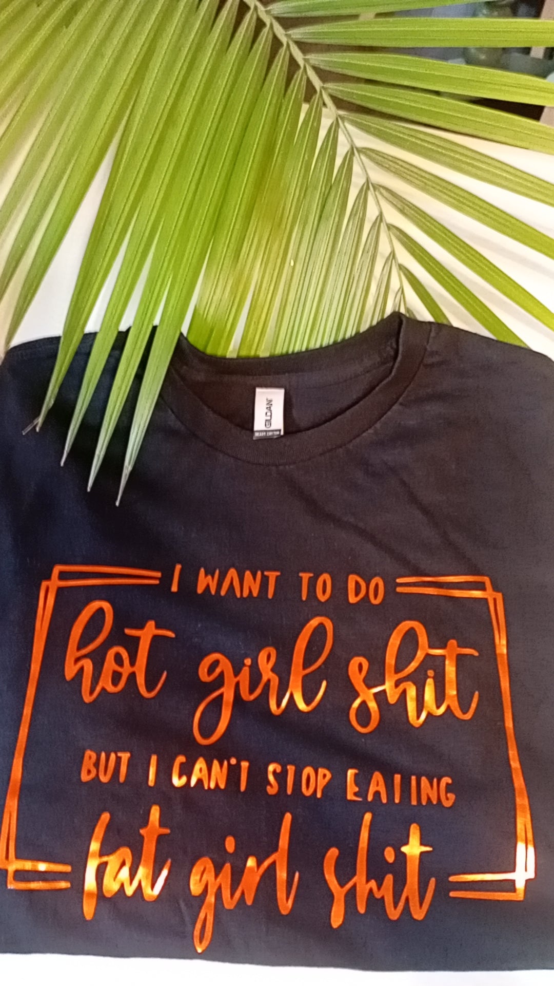 T-Shirt a manches courtes Hot Girl Shit