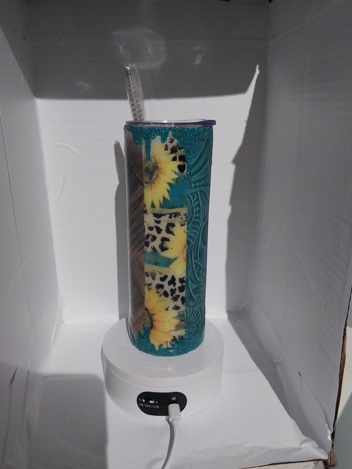 Tasse Thermique Bois et Tournesol de 20 onz. avec Epoxy